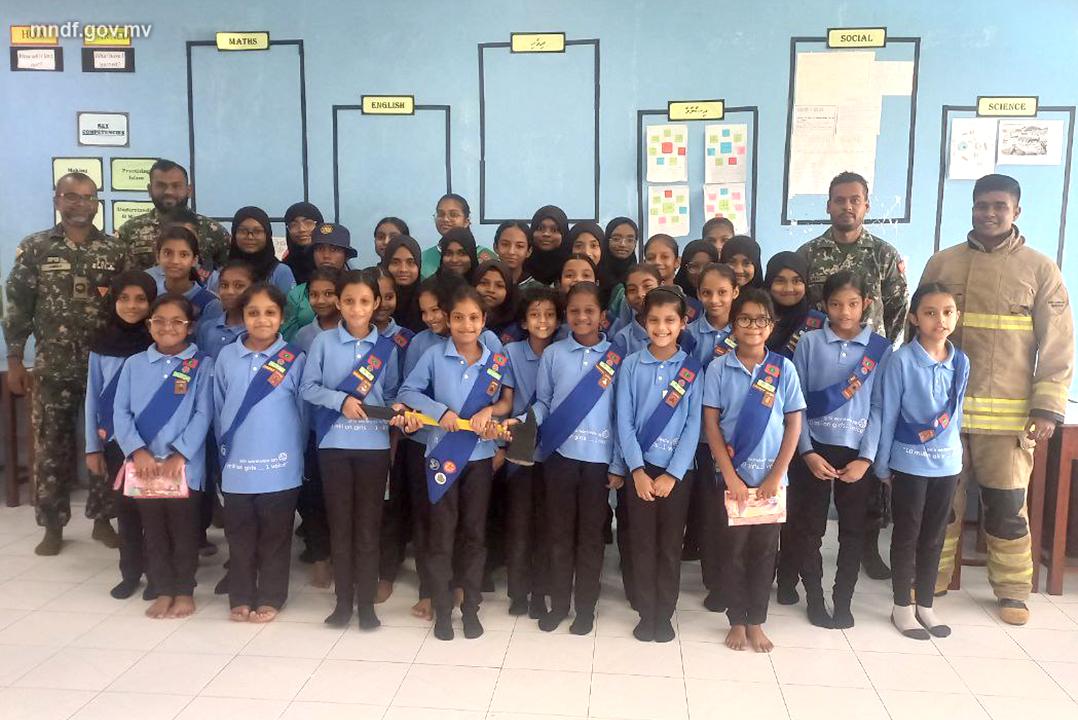 ނޫރާނީ ސްކޫލުގެ ގާލްގައިޑް އަދި ލިޓްލް މެއިޑް ދަރިވަރުންނަށް ފަޔަރ ސޭފްޓީ ސެޝަނެއް ކުރިއަށް ގެންގޮސްފި