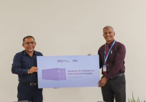 އައްޑޫ އީކުއެޓޯރިއަލް ހޮސްޕިޓަލްއަށް ދިމާވެފައިވާ ސްޓޯރޭޖްގެ ދަތިކަން ހައްލުކުރުމަށް ދެ ސްޓޯރޭޖް ކޮންޓޭނަރު ހަދިޔާކޮށްފި