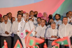 ރައީސް މުއިއްޒު މުލިއާގޭގައި އާ މެމްބަރުންނާއި ބައްދަލު ކުރައްވައިފި