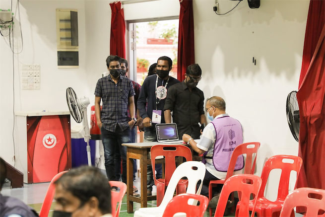 ބައެއް ރަށްތަކުގައި ވޯޓުލާން ކިއު ހަދަން ފަށައިފި