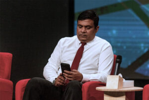 ނުރައްކާތެރި ގޮތްގޮތަށް ވެހިކަލް ދުއްވުން ހުއްޓުވުމަށް ފިޔަވަޅު އަޅާނަން: އަމީން