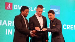 ބޭންކް އޮފް މޯލްޑިވްސްއިން ރާއްޖޭގެ ފުރަތަމަ އިސްލާމިކް ކްރެޑިޓް ކާޑު ތައާރަފްކޮށްފި