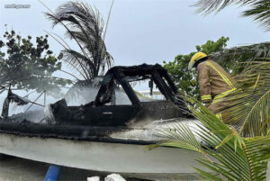 ކ.މާފުށީ ގޮނޑުދޮށުގައި އެހެލައިފައި އޮތް ލޯންޗެއްގައި ރޯވެއްޖެ