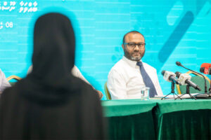 ޒަކާތު ފަންޑުން އެހީ ނުލިބުނުކަމަށް ބުނާ އަންހެނެއްގެ މާލީ ހާލަތު އިސްލާމިކް މިނިސްޓަރު ހާމަކުރައްވައިފި