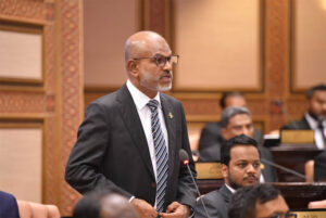 ކުރީ ސަރުކާރުގައި ސްޓެލްކޯއިން ކޮންޓްރެކްޓަރަކަށް އަށް މިލިއަން ޑޮލަރުގެ ބަދަލެއް ދިނުމަށް އެއްބަސްވުމެއް ވަނީ ހަދާފަ: ނާޒިމް 