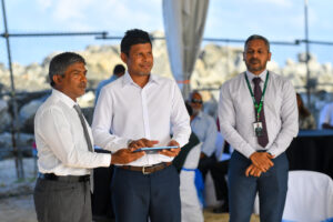 ނައިބު ރައީސް "އަސޭރިއާ ހޯމްސް އެންޑް ޓައުންހައުސަސް" މަޝްރޫއުގެ ބިންގާ އަޅުއްވައިދެއްވައިފި