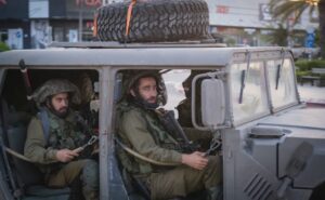 އިރާގުގެ އިސްލާމިކް ރެޒިސްޓަންސް ޖަމާއަތުން ދިން ޑްރޯން ހަމަލާއެއްގައި އިސްރާއީލުގެ ދެ ސިފައިން މަރާލައިފި