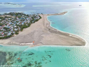 ކުއްޖަކަށް ބުލީކުރާ މަންޒަރު ފެންނަ ވީޑިއޯއަކީ ކުރީގެ ވީޑިއޯއެއް، ވަނީ ފިޔަވަޅު އަޅާފަ