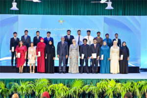 މަތީ ދަރަޖަ ހޯދާ ފަރާތްތަކަށް ރައީސްގެ ދެއްވާ ޚާއްޞަ އިނާމަށް ނަން ހުށަހެޅުމުގެ ފުރުސަތު، އޮގަސްޓު 1 ގައި ހުޅުވާލަނީ