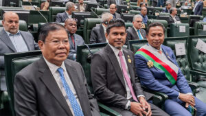 އީރާނުގެ އިންތިޚާބީ ރައީސް ހުވައިކުރުމުގެ ރަސްމިއްޔާތުގައި ނައިބު ރައީސް ބައިވެރިވެވަޑައިގެންފި