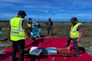 ފަރެސްމާތޮޑާ އެއަރޕޯޓްގައި އިމަޖެންސީ އެކްސަސައިޒެއް ކުރިޔަށް ގެންގޮސްފި