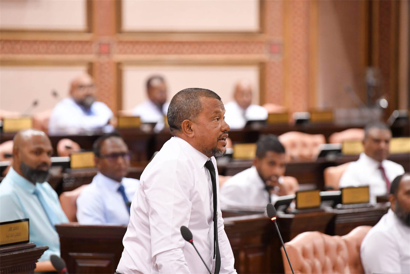 ކަރަންޓް ބިލު ބޮޑުވަމުންދާތީ މަޖިލީހަށް ކުއްލި މައްސަލައެއް ހުށަހަޅައިފި