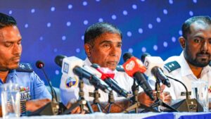 ރާއްޖެ އެތެރެކުރަން އުޅުނު ދެ މިލިނަށްވުރެ ގިނަ ރުފިޔާގެ މަސްތުވާތަކެތި އަތުލައިގެންފި