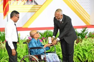 ގައުމީ ޚިދުމަތުގައި ދިގު މުއްދަތެއް ހޭދަ ކުރެއްވޭނީ ވަރަށް މަތިވެރި އަޚްލާގެއްގެ މަތީގައި ދެމި ތިބެވިގެން: ރައީސް