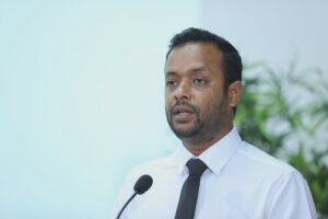 ސޮއި ކޮށްފަ ހުރި މަޝްރޫއުތައްވެސް ކުރިޔަށް ގެންދަން އެކަށީގެންވާ މިންވަރަށް ފައިސާ ނެތް: މުއްތަލިބު
