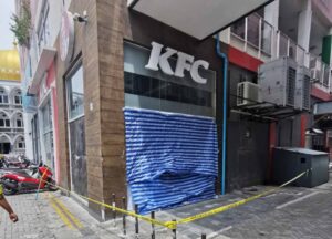 ކޭއެފްސީގެ ބިއްލޫރިގަޑު ތަޅާލި މީހާގެ ބަންދަށް 30 ދުވަސް ޖަހައިފި