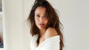 ހޮލީވުޑްގައި މަސައްކަތް ކުރަން ބޭނުން: ތްރިޕްތީ