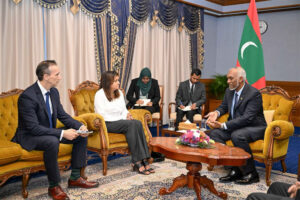 ދިވެހިރާއްޖޭގެ އައު ޑިވެލޮޕްމަންޓް ބޭންކުގެ އެންމެ އިސް މަޤާމުތަކަށް ބޭރުގެ ދެ ތަޖުރިބާކާރުން އައްޔަނުކޮށްފި