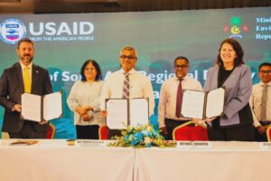 އެމެރިކާގެ އެހީގައި ދިވެހިރާއްޖޭގައި ހަކަތައިގެ މަޝްރޫޢެއް ފެށުމަށް އެމް.އޯ.ޔޫ އެއްގައި ސޮއިކޮއްފި