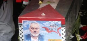 ހަމާސްގެ ލީޑަރު އިސްމާއިލް ހަނިްޔޭގެ ހަށިގަޑު ޤަތަރަށް ގެންގޮސްފި، ޖަނާޒާ ހުކުރު ދުވަހު