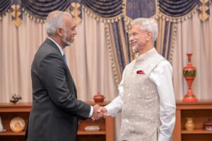 ޖައިޝަންކަރު ރައީސް މުޢިއްޒުއާ ބައްދަލުކުރައްވައިފި، ވިދާޅުވީ އިންޑިއާ-ރާއްޖެ ގުޅުން ދާނީ ބަދަހިވަމުން ކަމަށް