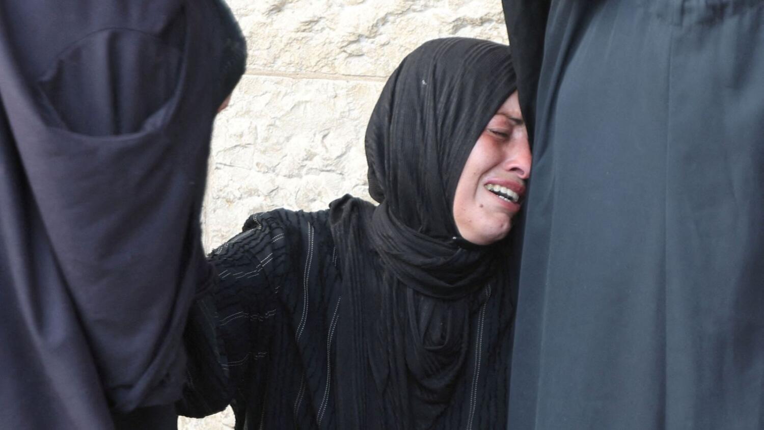 އިސްރާއީލުން ޢައްޒާއަށް ދިން ހަމަލާއެއްގައި އެއް އާއިލާއެއްގެ 15 މީހުން ޝަހީދުވެއްޖެ