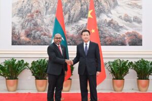 އިހުސާން ރަސްމީ ދަތުރުފުޅެއްގައި ޗައިނާއަށް ވަޑައިގެންފި