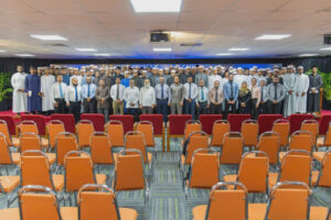 209 ޒުވާނުން ޚަޠީބުކަމުގެ ސަނަދު ހާސިލްކޮށްފި