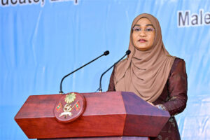 މުސްތަގުބަލުގެ ދަންމަރަކީ ހަމަހަމަކަމާއެކު، އެއްވެސް ކުއްޖަކު ބާކީ ނުކޮށް ފޯރުކޮށް ދެވޭ ތައުލީމު: މެޑަމް ސާޖިދާ