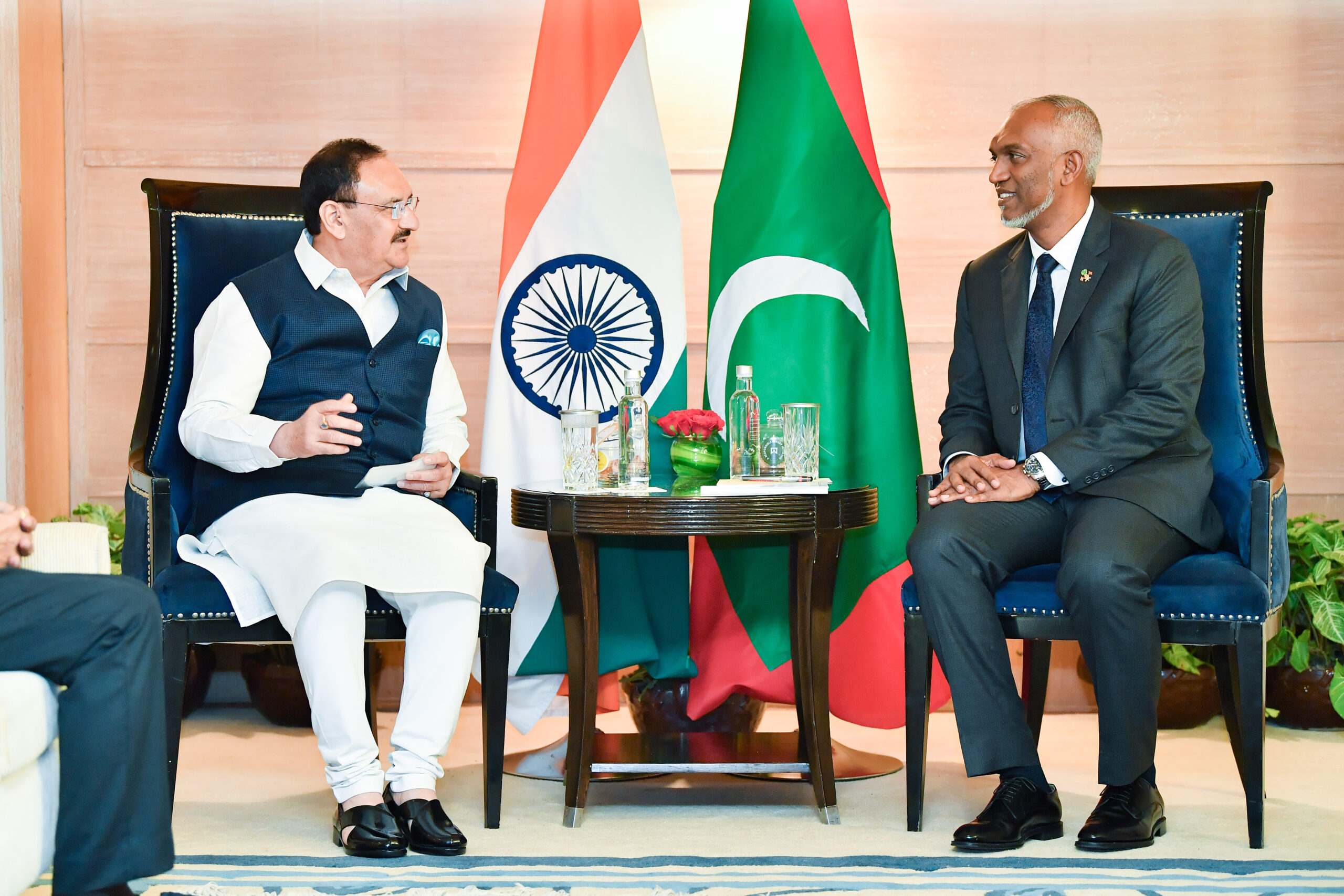 ރައީސް މުއިއްޒު، އިންޑިއާގެ ޔޫނިއަން ހެލްތު މިނިސްޓަރާ ބައްދަލު ކުރައްވައިފި