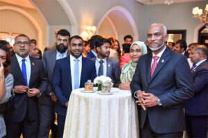 މުމްބާއީގައި ބޭއްވި "މޯލްޑިވްސް-އިންޑިއާ ނެޓްވަރކިންގ އީވްނިންގ" ގައި ރައީސް ބައިވެރިވެވަޑައިގެންފި