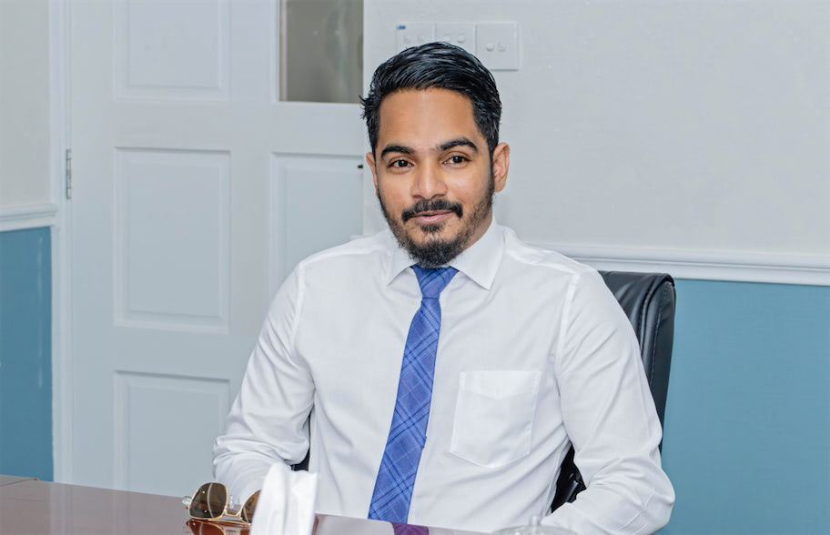 އެކްޓިން ޕީއެސްއާއި ގުޅޭ ޝަކުވާތަކަށް ހައްލު ނުލިބި ވަނިކޮށް، ބަހާއި ސަގާފަތާބެހޭ ވުޒާރާއަށް އާ ޕީއެސްއެއް އައްޔަން ކޮށްފި