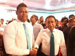 މާލެއިން ބިމެއް ވިއްކި މައްސަލާގައި ހައުސިން މިނިސްޓްރީގެ ކުރީގެ ދެ އިސްވެރިއެއްގެ މައްޗަށް ދައުވާކުރަން ފޮނުވައިފި