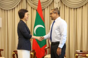 ފޮރިން މިނިސްޓަރު ހަލީލް، ޗައިނާ ސަފީރާ ބައްދަލު ކުރައްވައިފި