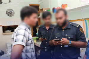 ތިން ކެފޭއެއް ބަލައި ފާސްކޮށް، ގަވާއިދާ ޚިލާފަށް މަސައްކަތްކުރަމުންދިޔަ ދެ ބިދޭސީއަކު ހައްޔަރުކޮށްފި