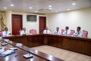 ރައީސްއާއި ސަރުކާރުގެ އިސް ވެރިންނާއި ގުޅޭގޮތުން ދޮގު ޚަބަރު ފަތުރާ މީޑިއާތަކަށް ފިޔަވަޅު ނާޅާ ސަބަބު ސާފުކުރަނީ