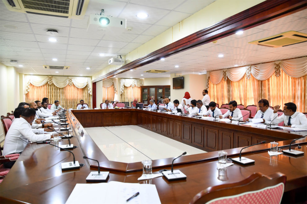 ގްރީން ޓެކްސް ދެގުނަކޮށް، އެއާޕޯޓް ޓެކްސް ބޮޑުކުރާ ބިލް ސަބް ކޮމިޓީން ފާސްކޮށްފި