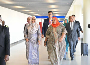 މެޑަމް ސާޖިދާ ޓެންޒެނިޔާއަށް ކުރެއްވި ރަސްމީ ދަތުރުފުޅު ނިންމަވާލެއްވުމަށްފަހު މާލެ ވަޑައިގެންފި