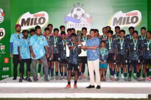 ފުޓުބޯޅަ ކުރިއެރުވުމަށް ކުރާ މަސައްކަތަށް ސަރުކާރުން އެއްބާރުލުން ދޭނެ: ނައިބު ރައީސް