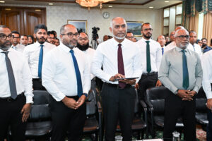 އައިޑީކާޑާއި ޕާސްޕޯޓު ހެއްދުމުގެ ހިދުމަތް މުޅި ރާއްޖެއަށް ފުޅާކުރުމުގެ މަސައްކަތް އިފްތިތާހުކޮށްފި