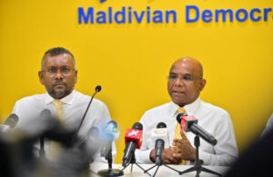 ޝާހިދަށް ނާންގާ ފައްޔާޒު ޕާޓީގެ ފަރާތުން މަސްވެރިންނާ ބައްދަކުރުމުން ޝާހިދުގެ ޝަކުވާ!