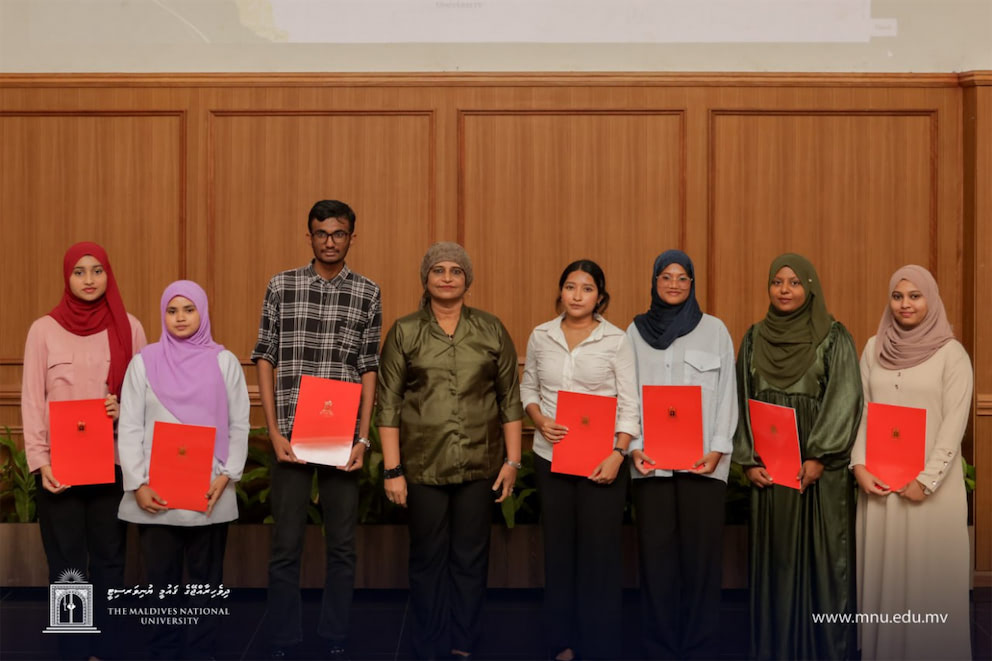 އެމްއެންޔޫގެ ސްކޮލަޝިޕް ސްކީމުގެ ދަށުން 11 ދަރިވަރަކަށް ސްކޮލަޝިޕް ލިޔުން ހަވާކުކޮށްފި