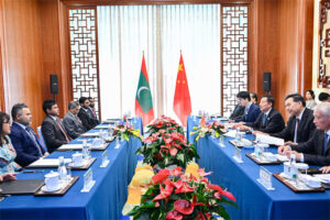 ޗައިނީޒް ޕީޕަލްސް ޕޮލިޓިކަލް ކޮންސަލްޓޭޓިވް ކޮންފަރެންސްގެ ވައިސް ޗެއަރމަން އާއި ނައިބު ރައީސް ބައްދަލުކުރައްވައިފި