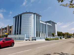 އެޗްޑީސީން ފަސް ލެޕްޓޮޕް ވަގަށް ނެގި ކަމަށް ތުހުމަތު ކުރެވޭ މަސްތުވާތަކެތީގެ މައްސަލައެއްގައި ހައްޔަރު ކޮށްފި