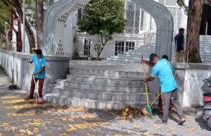 ރޯދައަށް މިސްކިތްތައް ސާފުކުރަން ފަށައިފި