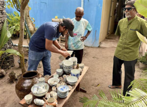 ހދ. ކުރިނބީން އަނެއްކާވެސް އާސާރީ ތަކެތި ފެނިއްޖެ