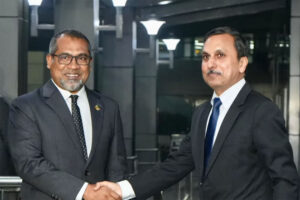 ޚަލީލު ރަސްމީ ދަތުރުފުޅެއްގައި އިންޑިއާއަށް