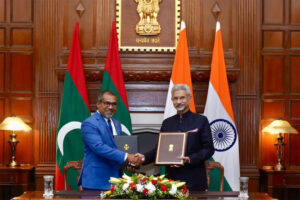 އިންޑިއާގެ ހިލޭ އެހީގެ ދަށުން ޕްރޮޖެކްޓުތައް ހިންގުމާ ގުޅޭ އާ އެއްބަސްވުމެއްގައި ސޮއި ކޮށްފި