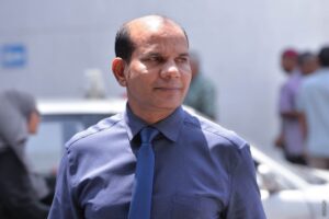 ލަތީފްގެ ނުރުހުން ބައެއް ވަޒީރުންނަށް: ފޯނު ނުނަންގަވާ ތާގަ، ކަމެއްވެސް ނުކޮށްދޭ!