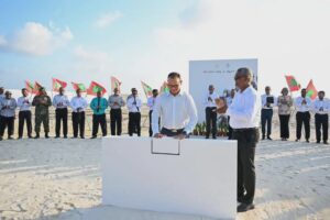 ދ. އަތޮޅު ހޮސްޕިޓަލްގެ އައު އިމާރާތުގެ ބިންގާ އަޅައިފި